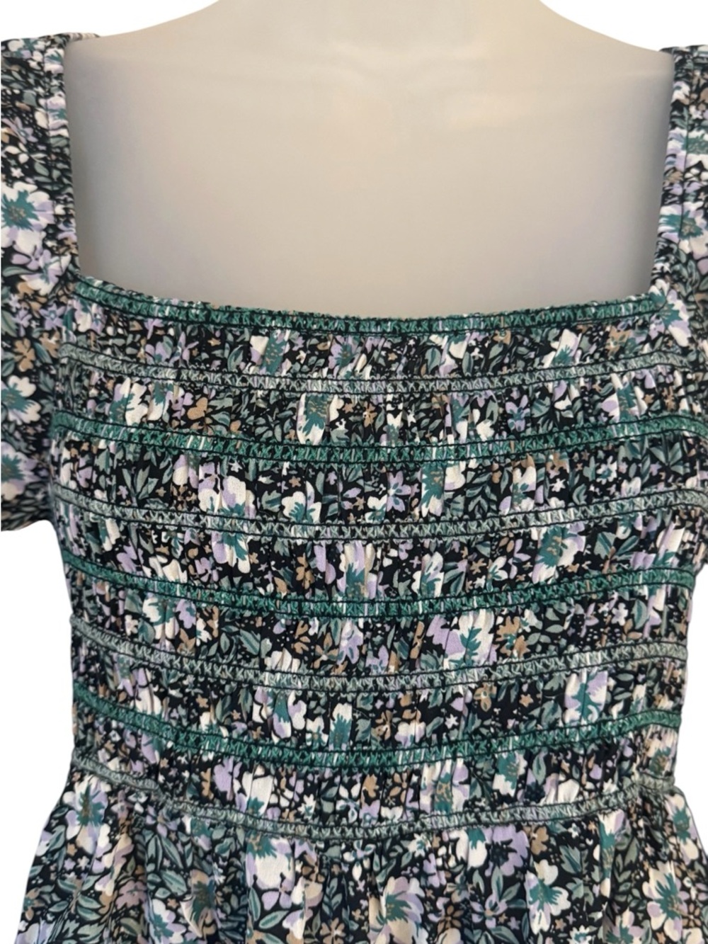 American Eagle Outfitters Green Floral Smocked Peplum Top   SMALL   #14 - Picture 2 of 6
